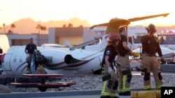 Private jets collide at Scottsdale Airport in Arizona, killing 1 person, authorities say