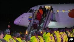 First flights with deportees from US arrive in Venezuela