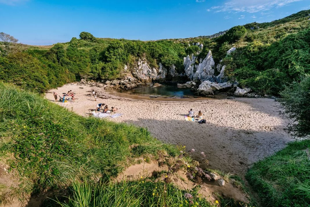 The world's smallest beach that's visited by thousands