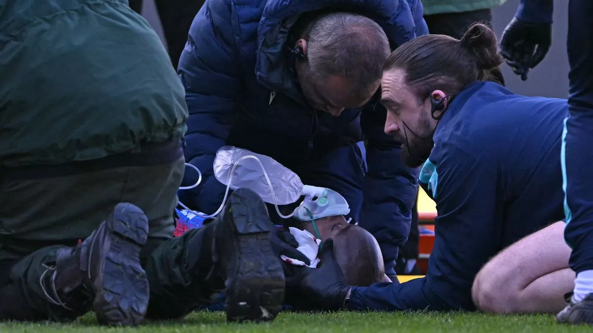 Millwall boss disagrees with angry Crystal Palace chief over Mateta incident