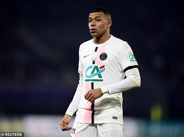 PSG star Mbappe set to 'delay contract signing with Real Madrid'