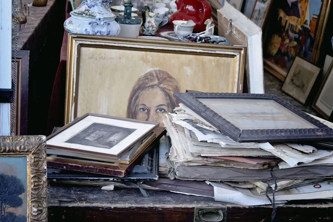 Woman buys £2.40 artwork from charity shop - and is gobsmacked by true value