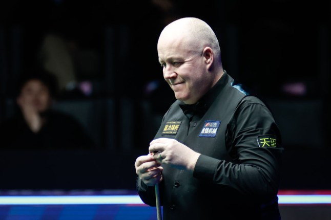 John Higgins survives huge Zak Surety scare to squeeze into World Open final