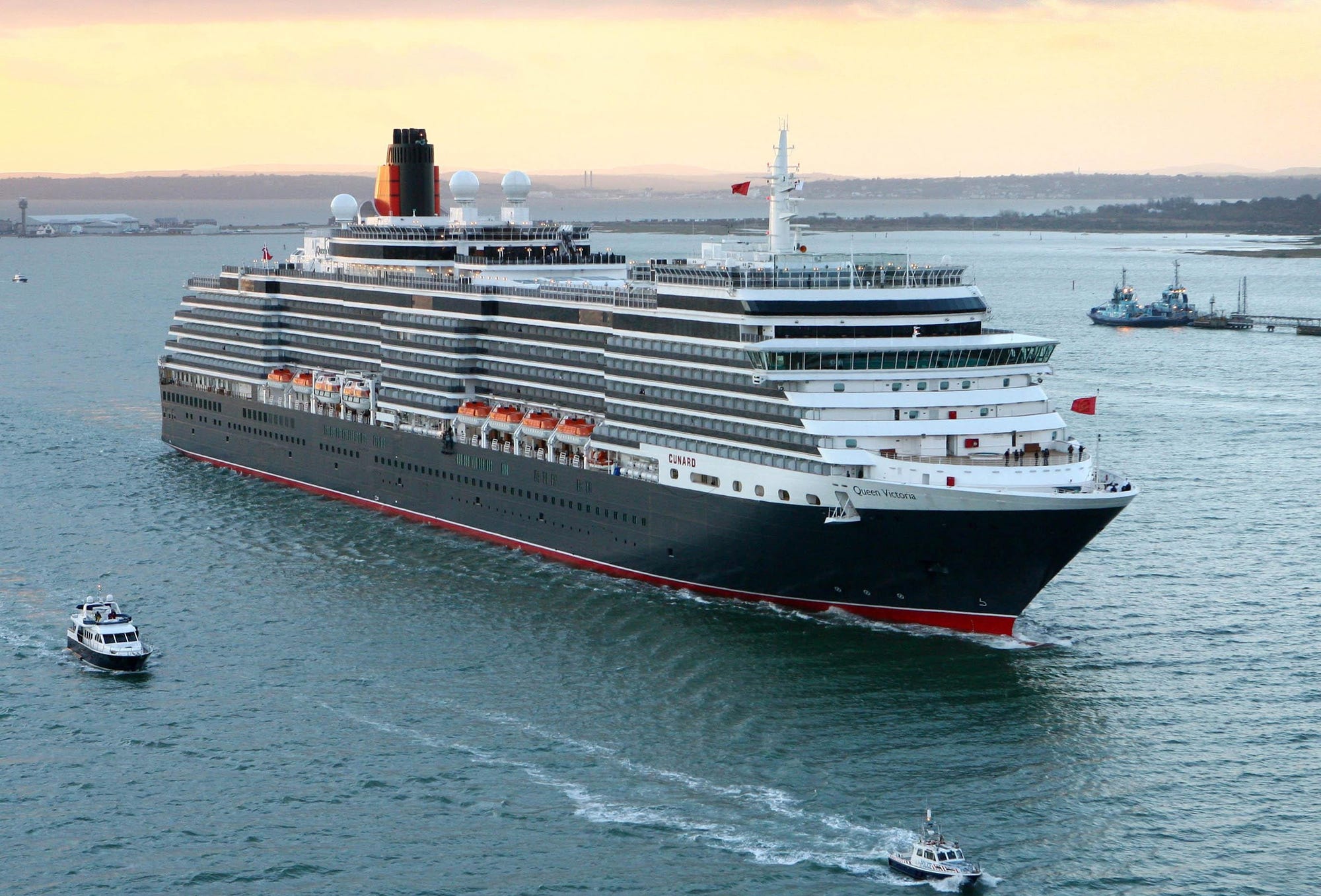 120 passengers on Cunard Cruise got sick with diarrhea and vomiting from an unknown cause