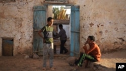 Encroaching desert threatens to swallow Mauritania's homes, history 