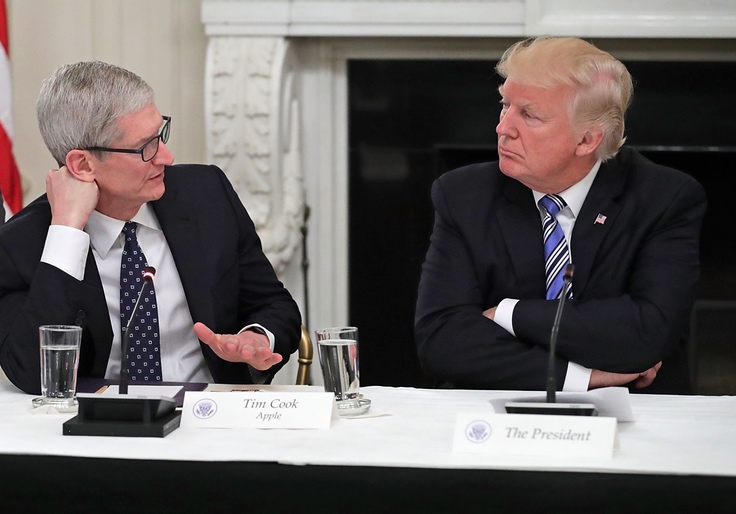 Apple Pledges $500 Billion US Investment Following Trump's China Tariffs