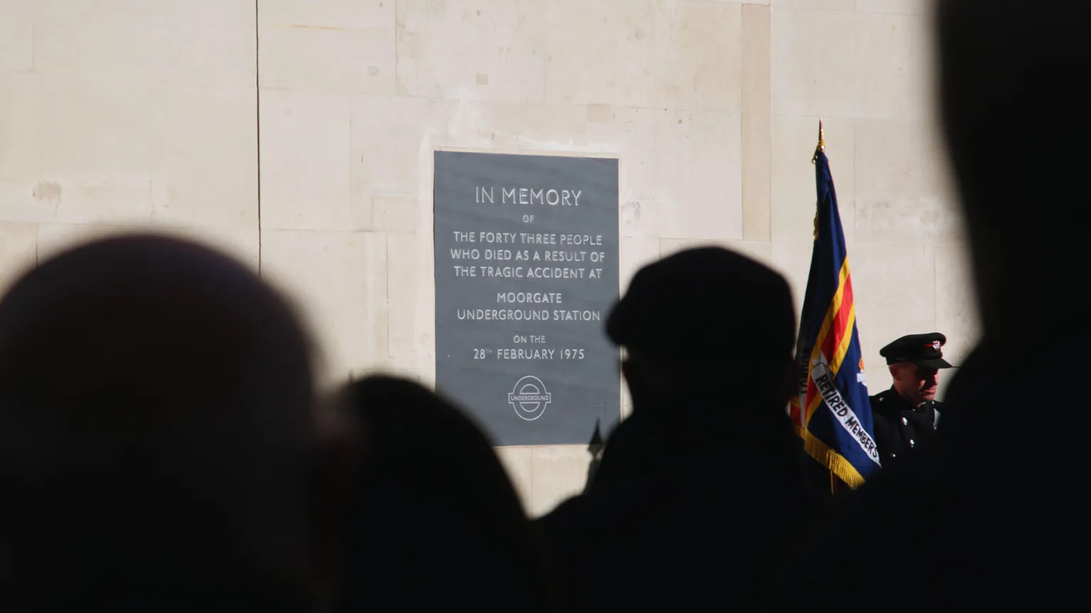 Remembrance service marks 50 years since Moorgate Tube crash