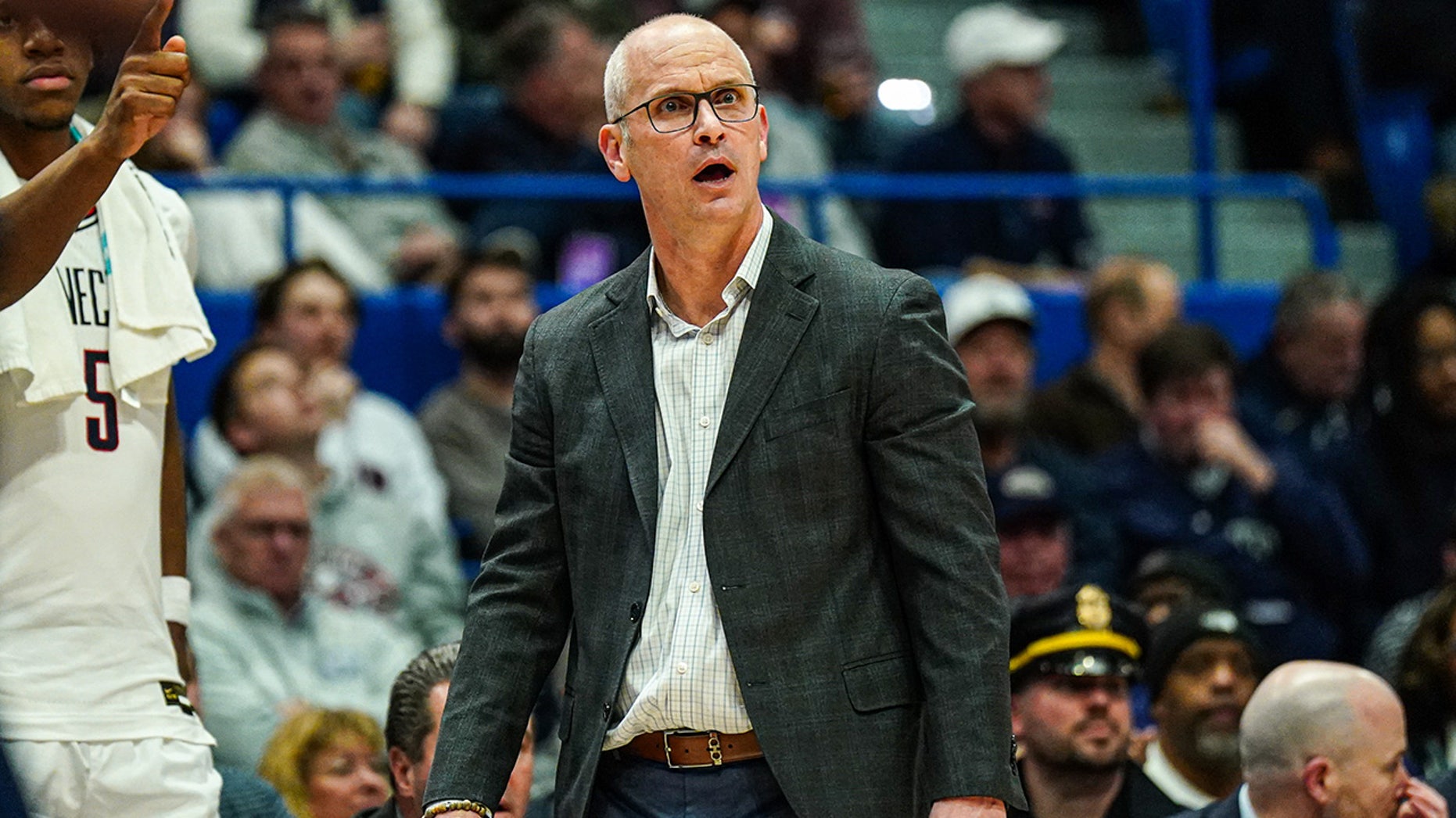 UConn's Dan Hurley misdirects criticism when asked about team's response to media's full-court press