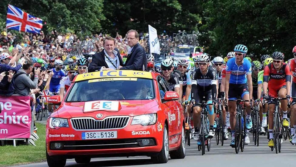 Tour de France: Great Britain set to host Grand Depart of men's race in 2027