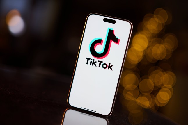 Gen Z warned over latest 'ridiculous' TikTok trend that risks amputation