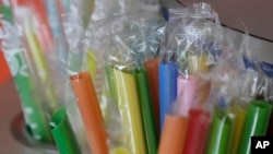 Back to plastic: Trump announces US policy ‘to end the use of paper straws’