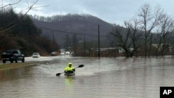 9 dead, including 8 in Kentucky, in latest winter weather blast 