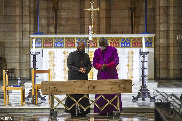 Desmond Tutu's body lies in state for the final day