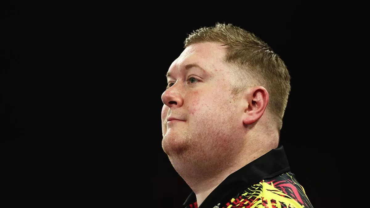 Darts star Ricky Evans left heartbroken by death of 'beautiful little sister'