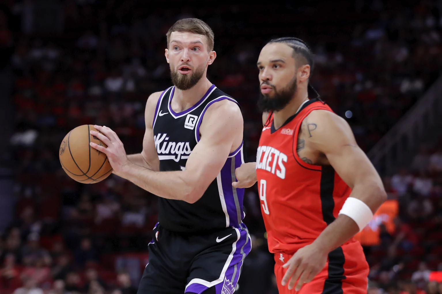 Sacramento's Sabonis leaves game against Rockets in first quarter with hamstring injury