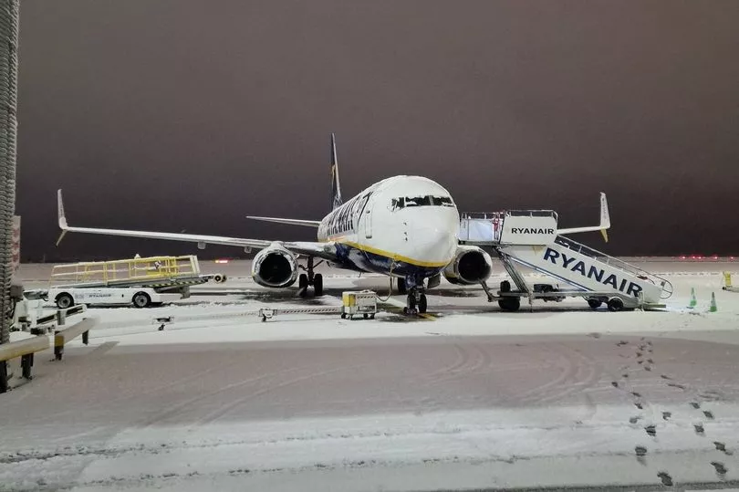 Major UK Airport shuts runways over 'significant snow' as warning issued