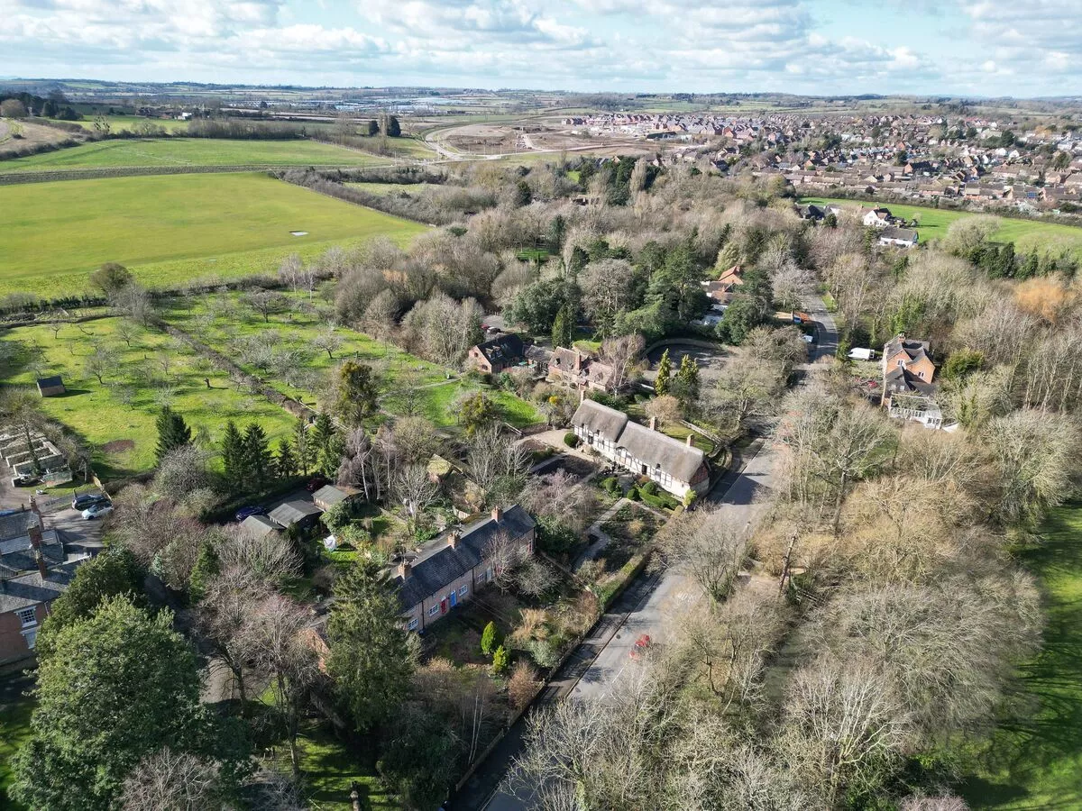 Shakespeare's birthplace trust evicts tenants from historic cottages