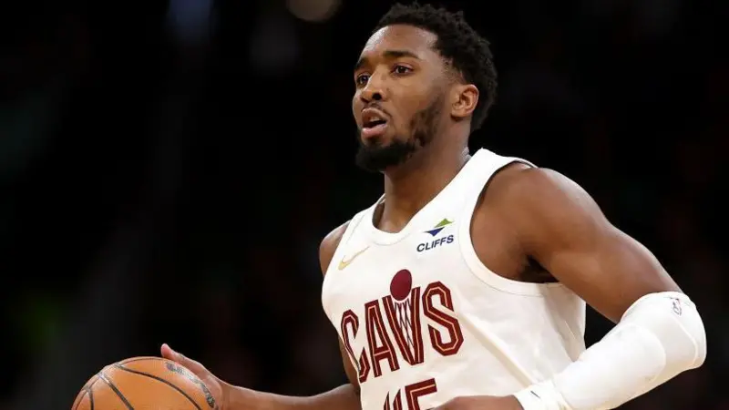 NBA round-up: Donovan Mitchell guides Cleveland Cavaliers to win over Boston Celtics