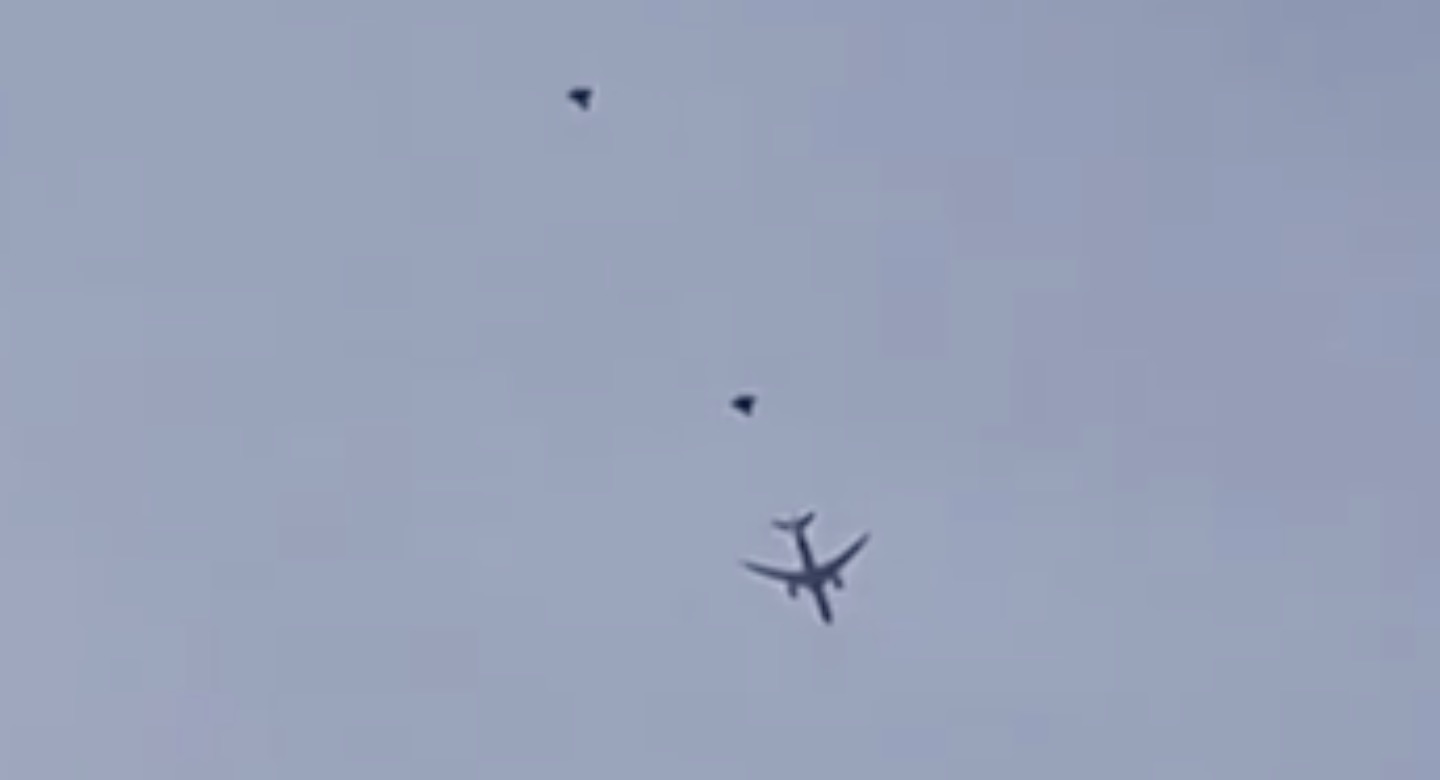 WATCH: Shocking Video Captures American Airlines Flight AA292 Escorted by Fighter Jets to Rome Amid Security Threat