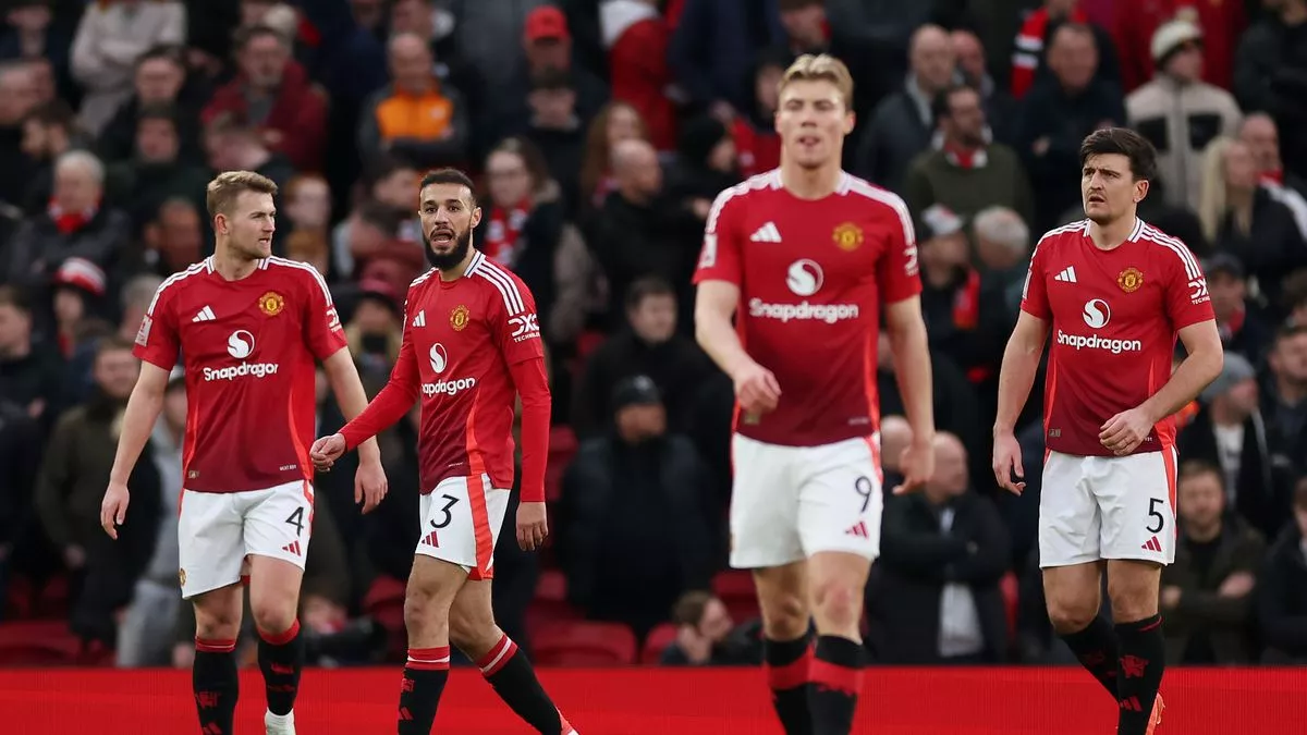 5 talking points as Man Utd crash out of FA Cup on penalties against Fulham