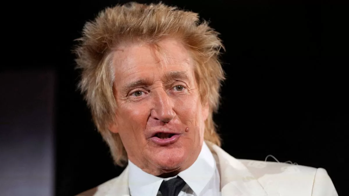 Rod Stewart's passionate six-word message after Donald Trump row with Zelensky