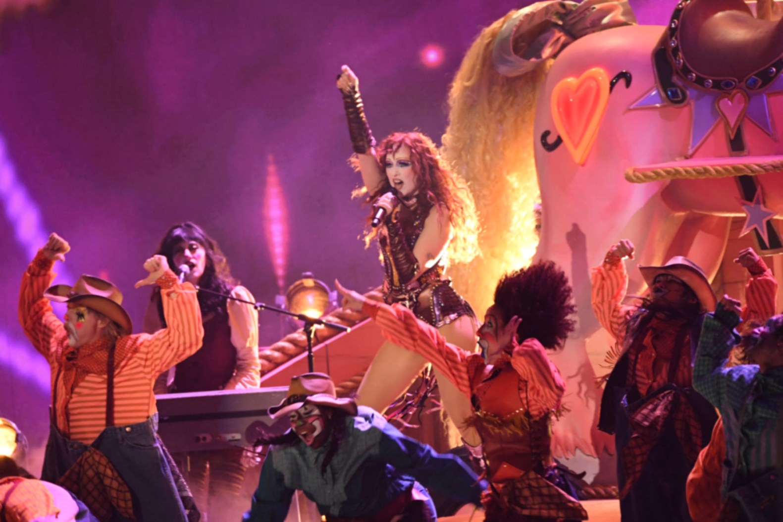 Chappell Roan Performs 'Pink Pony Club' at the 2025 Grammys: Watch