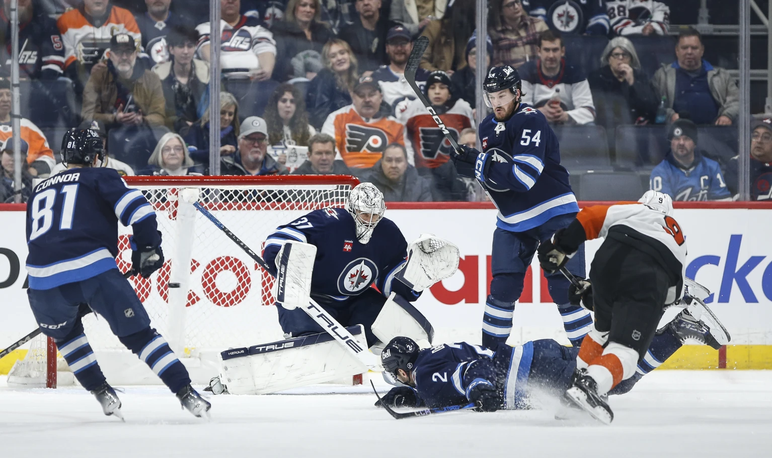 Michkov scores in SO to lift Flyers to 2-1 win over Jets