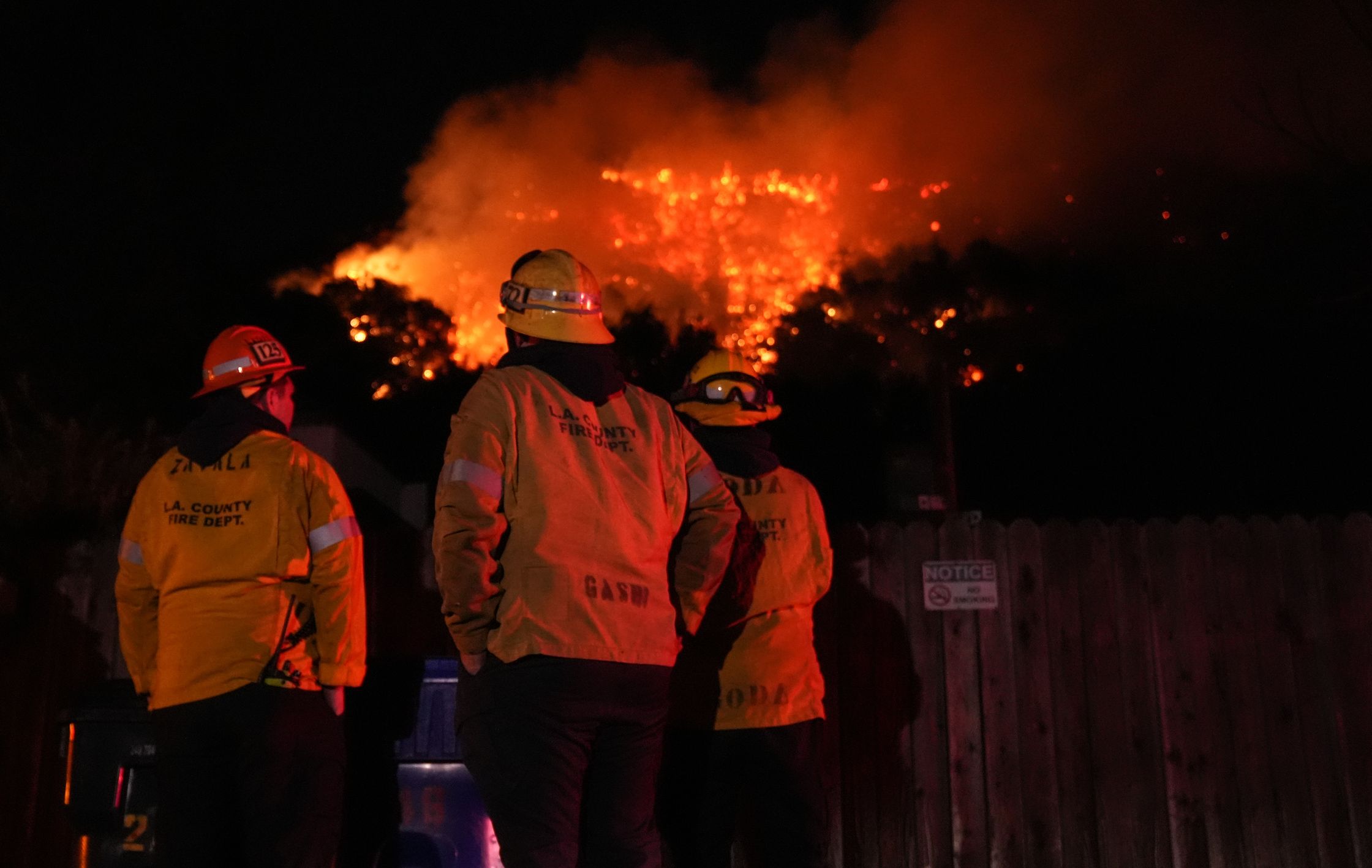 Los Angeles Will Remain at High Risk of Fire Into Next Week