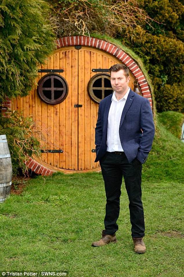 Hobbit home building fireman sues bosses for refusing part-time plea