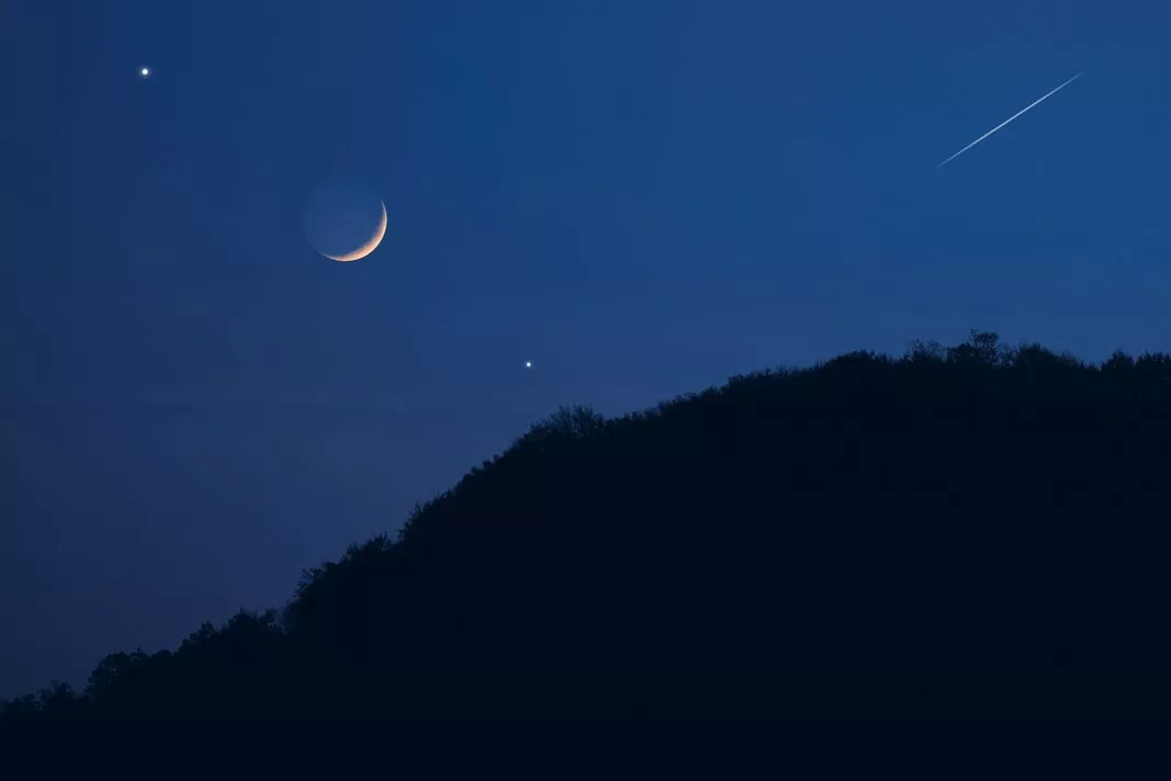 Incredible Crescent Moon and Venus visible in the sky this weekend - how to spot