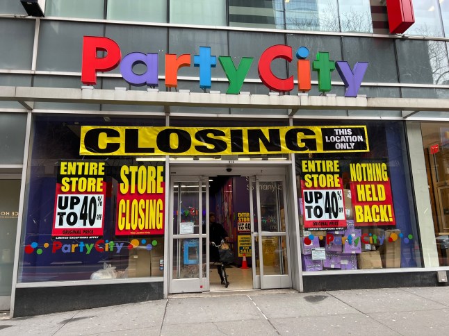 Beloved retail chain closes last stores as hundreds shut after 40 years