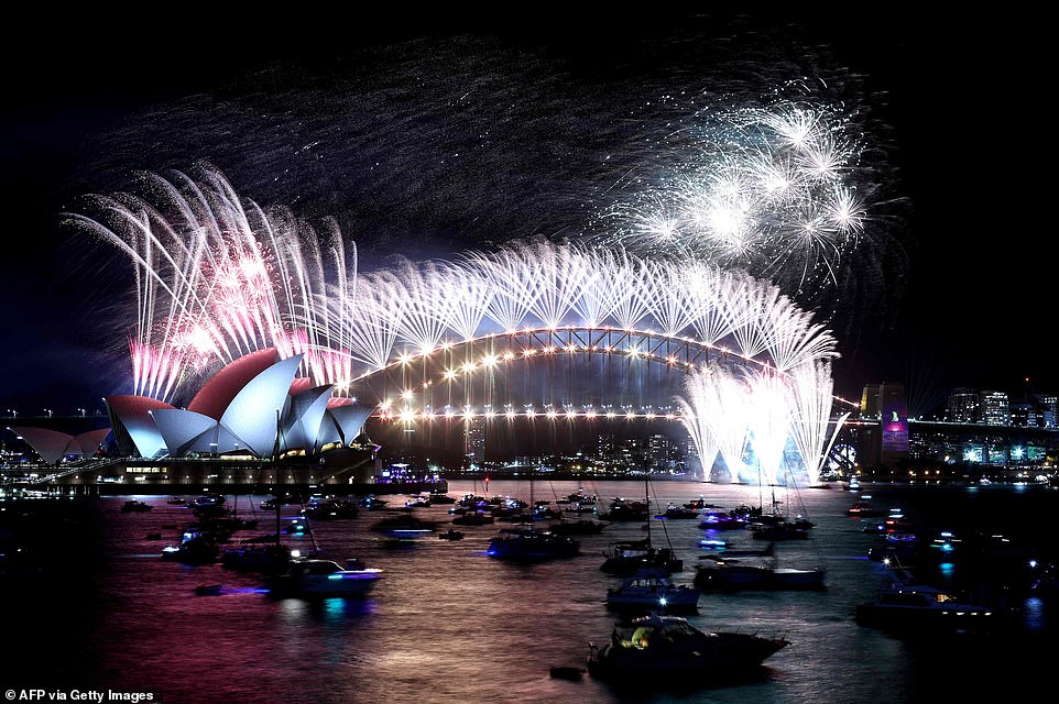 Aussies celebrate New Year's Eve at the end of a tough 2021