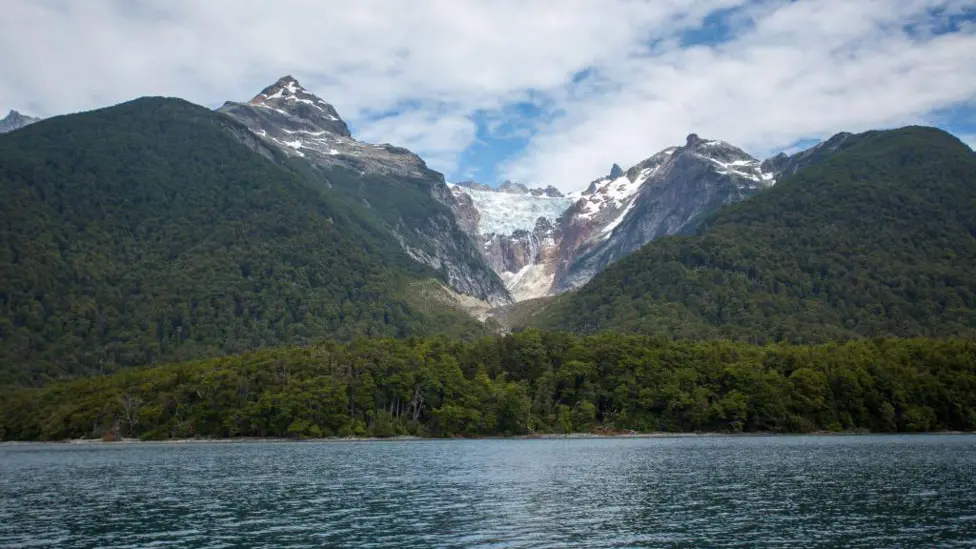 Parc Cenedlaethol Eryri yn trafod gefeillio gyda pharc yn Chubut