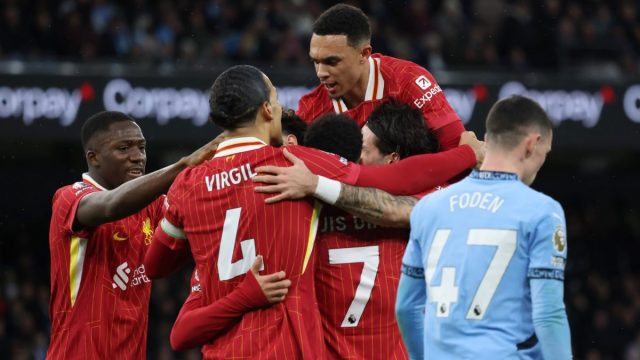 Liverpool strike hammer blow in title race with imperious win over Man City