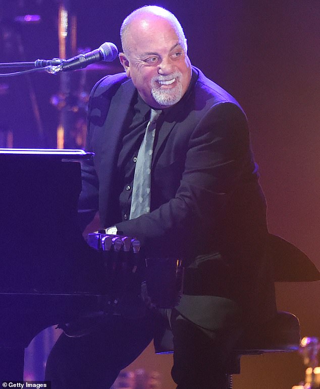 Billy Joel compares Taylor Swift to THE BEATLES